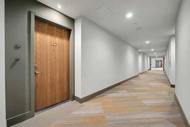 $1,599,000 | 400 El Camino Real, Unit 107, Belmont, CA 94002