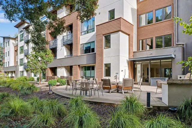 $1,599,000 | 400 El Camino Real, Unit 107, Belmont, CA 94002