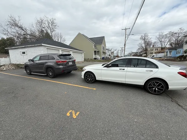 $2,300 | 176 Lancaster Street, Unit 1, Leominster, MA 01453