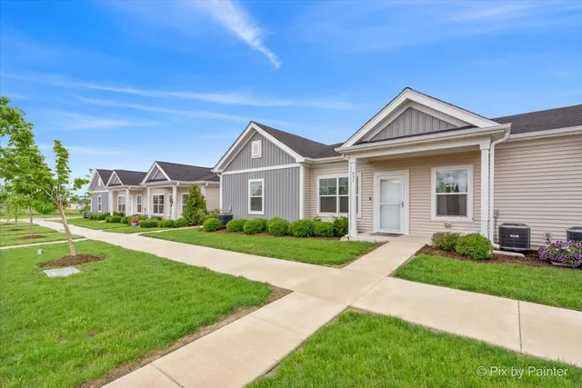 $225,000 | 231 South Walnut Street, Cortland, IL 60112