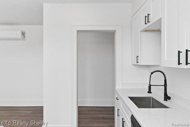 259 West Nine Mile Road, Unit 304 Ferndale, MI 48220 - Photo 7 of 24