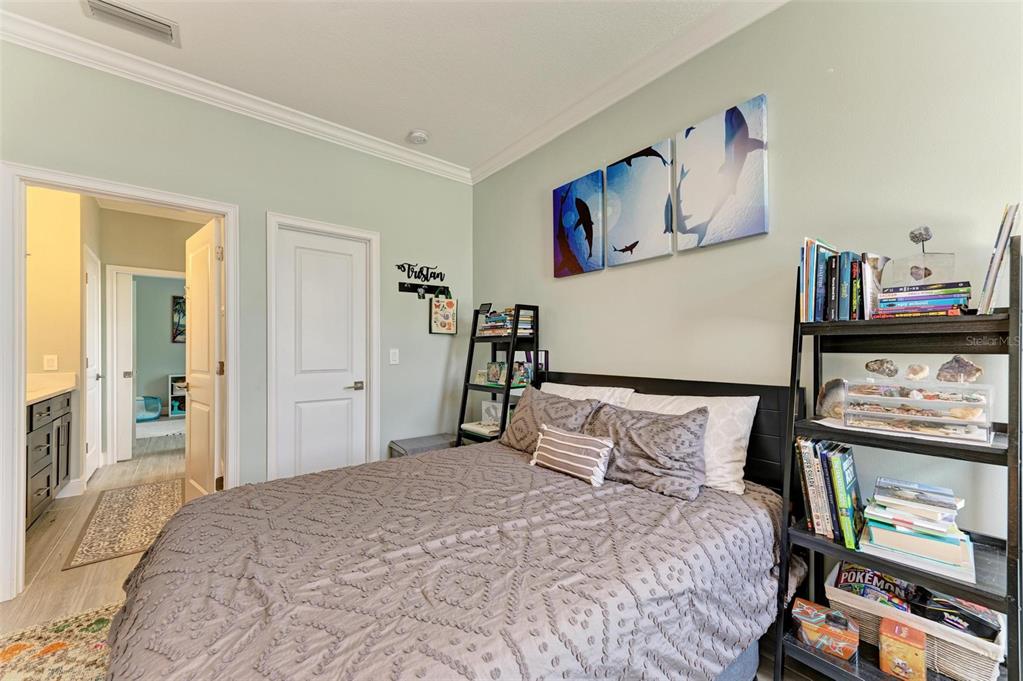 1170 Horizon Road Venice, FL 34293 - Photo 15 of 50 Gallery Image 15