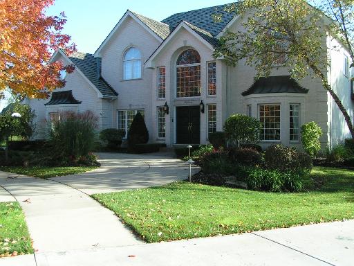 18 Ridge Farm Road Burr Ridge, IL 60527 - Photo 1 of 1