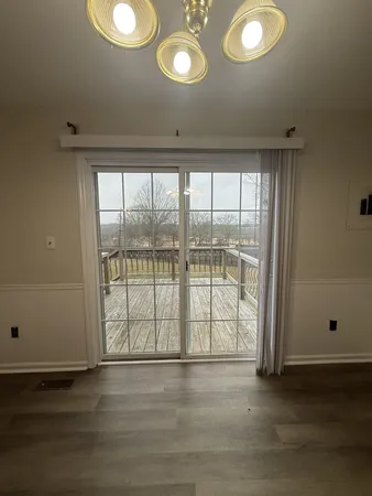 $1,300 | 2206 Country Club Lane, Unit B, Columbia, TN 38401