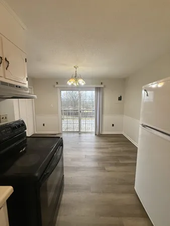 $1,300 | 2206 Country Club Lane, Unit B, Columbia, TN 38401