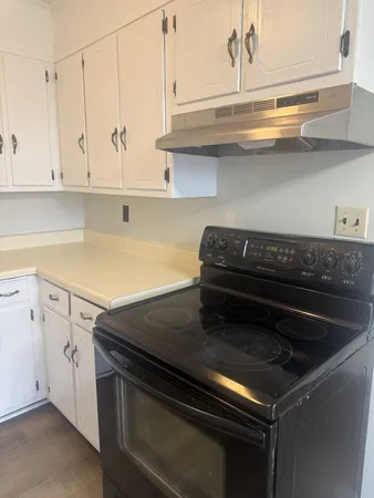 $1,300 | 2206 Country Club Lane, Unit B, Columbia, TN 38401