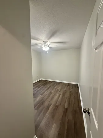 $1,300 | 2206 Country Club Lane, Unit B, Columbia, TN 38401