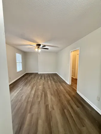 $1,300 | 2206 Country Club Lane, Unit B, Columbia, TN 38401