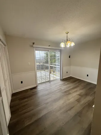 $1,300 | 2206 Country Club Lane, Unit B, Columbia, TN 38401