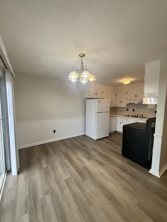 $1,300 | 2206 Country Club Lane, Unit B, Columbia, TN 38401