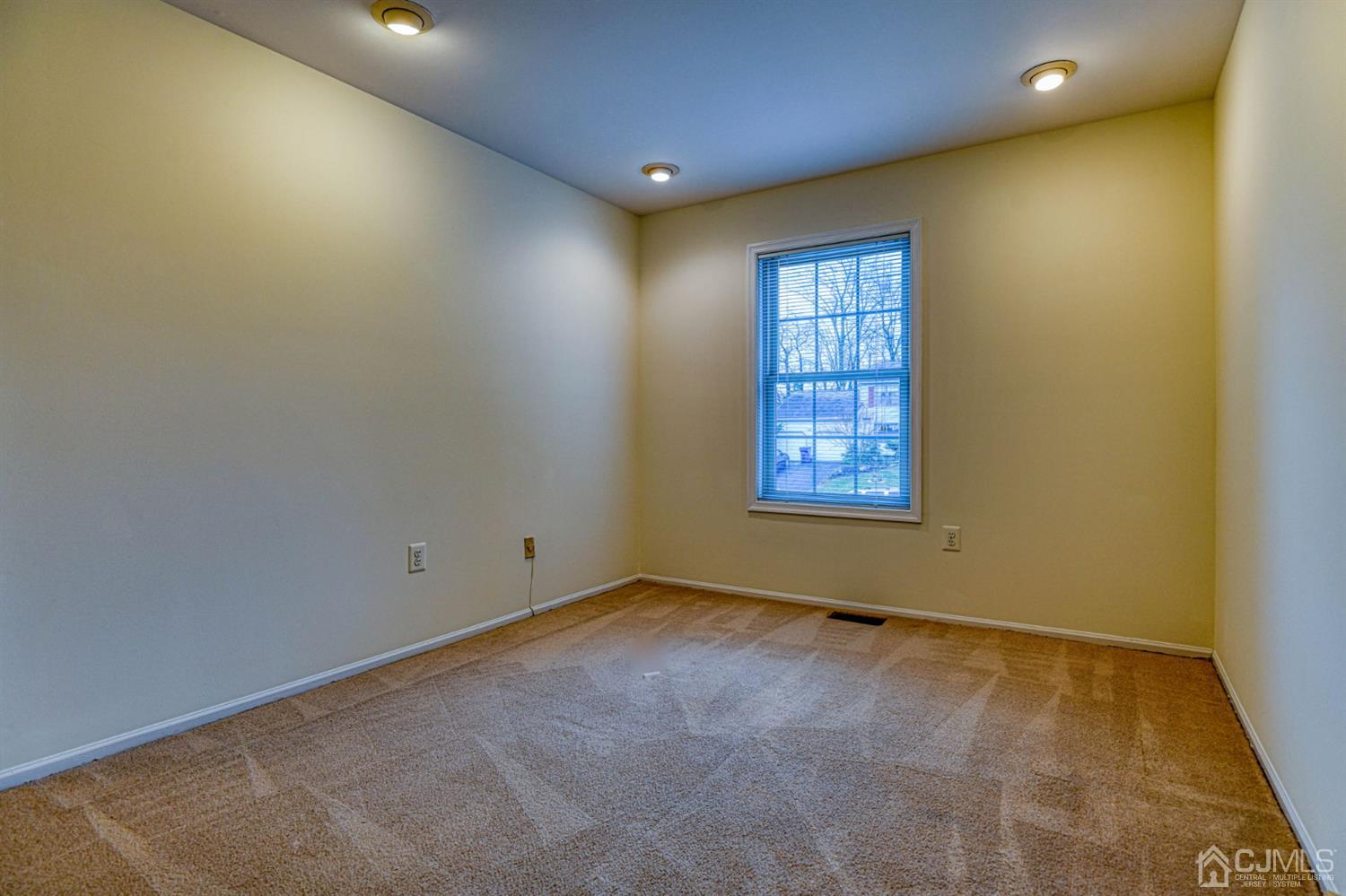 43 Pinecrest Road Somerset, NJ 08873 - Photo 28 of 34 an empty room with windows