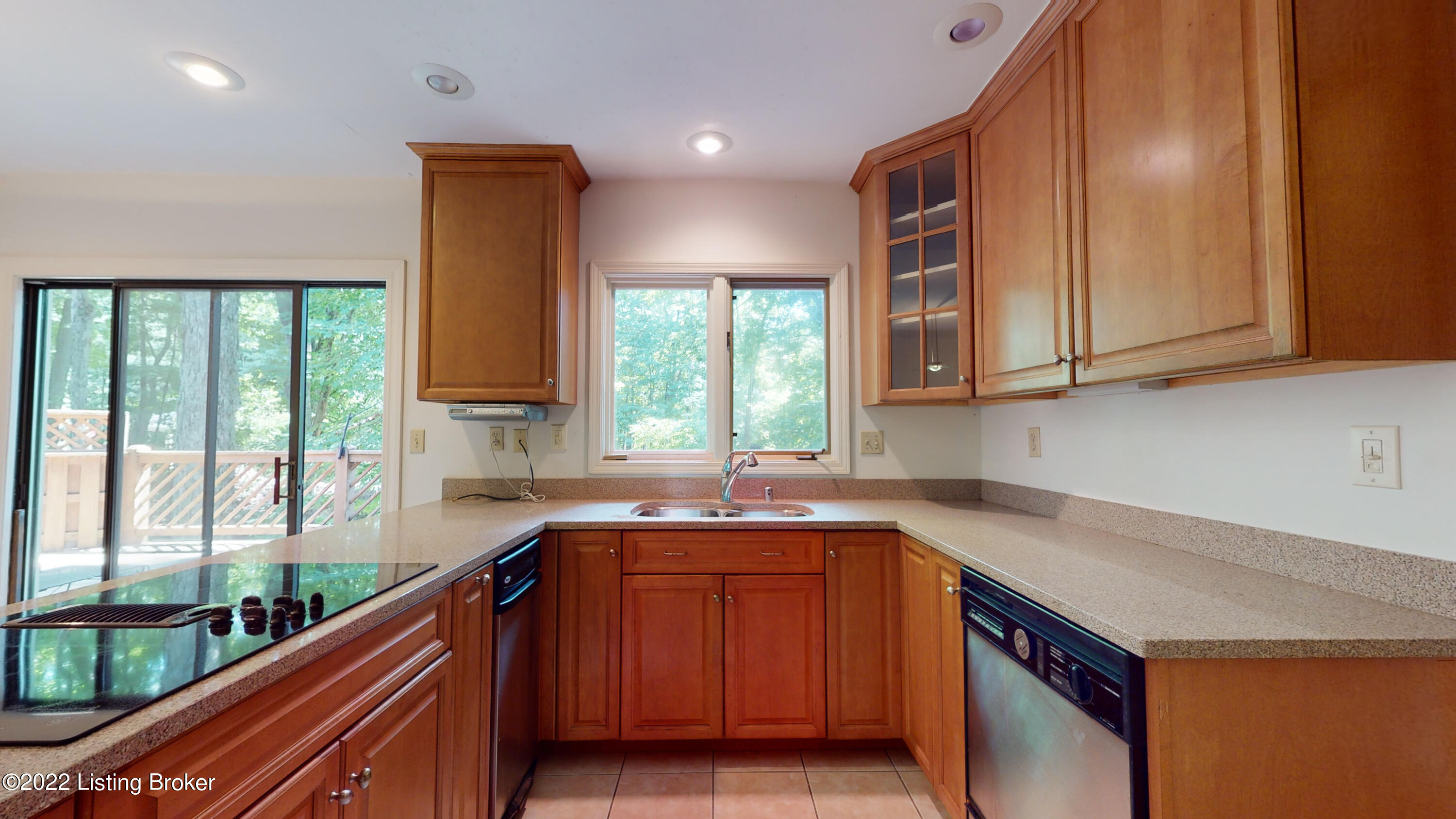 7301 Fox Harbor Road Prospect, KY 40059 - Photo 13 of 50 Fox-Harbor-Connie-08252022_111600