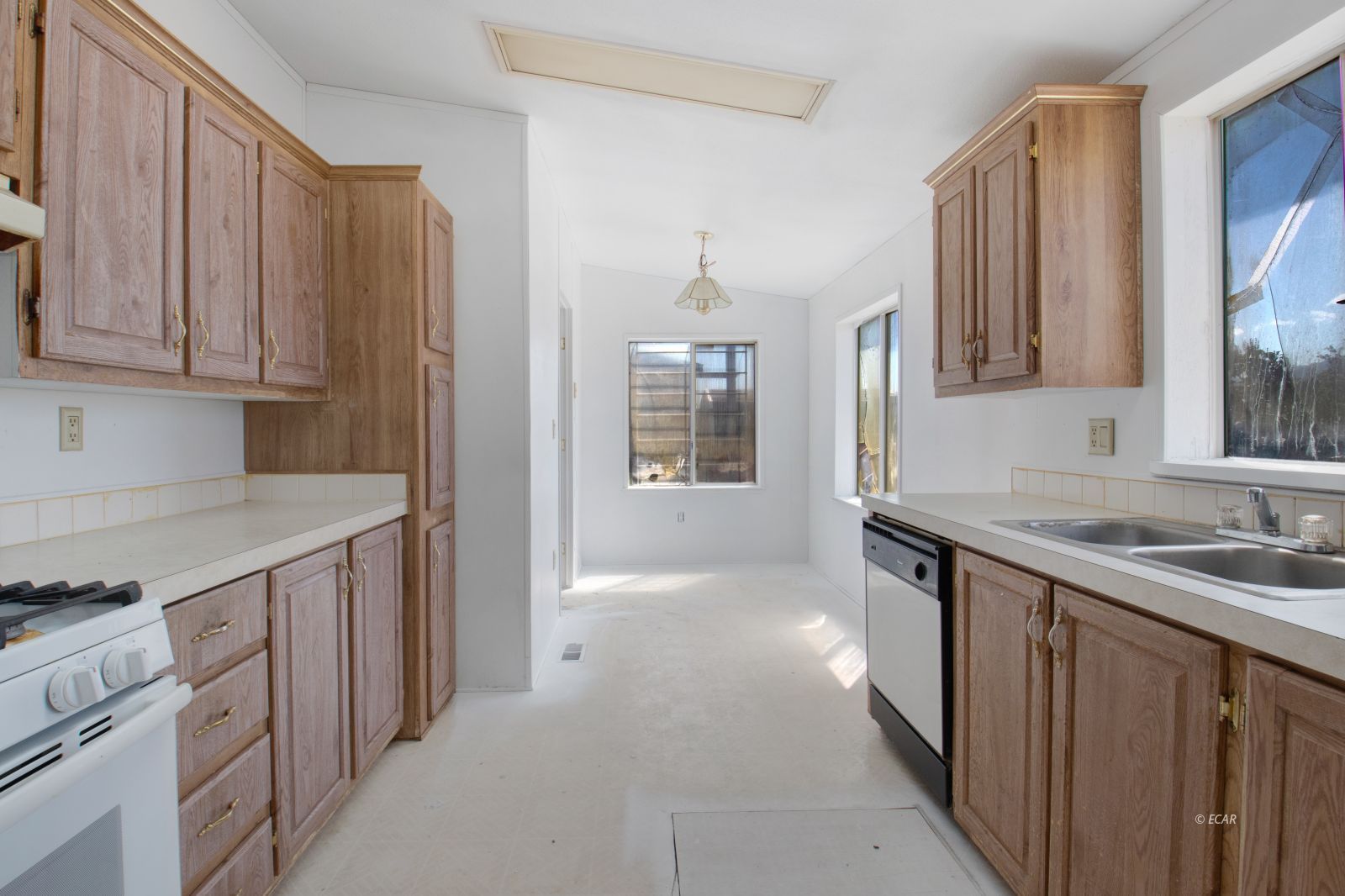 114 Springfield Parkway Spring Creek, NV 89815 - Photo 6 of 21 Gallery Image 6