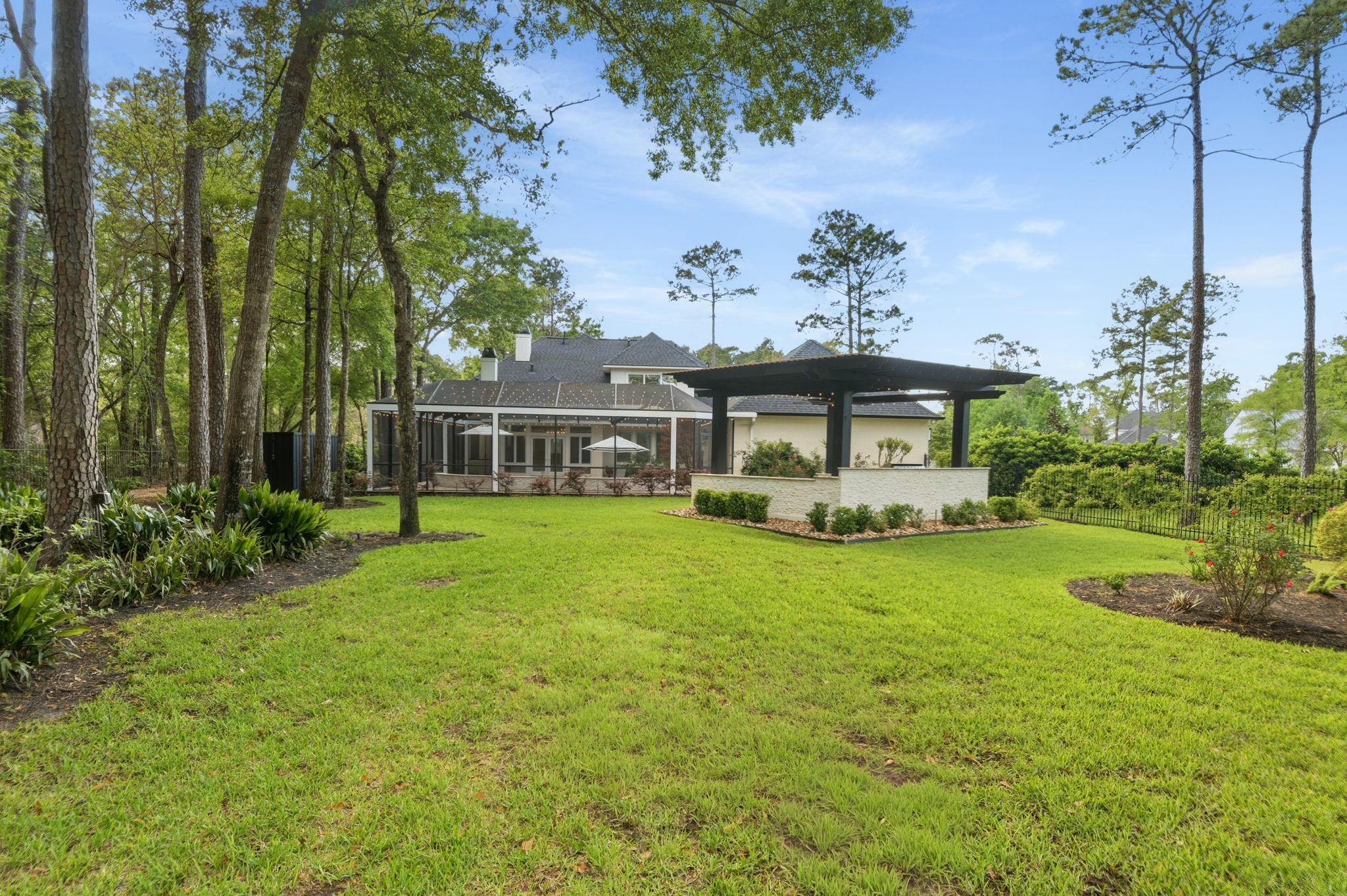 27614 Little Fox Crest Spring, TX 77386 - Photo 44 of 49 a front view of a house with garden
