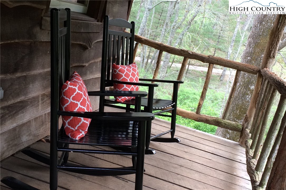 462 Halsey Knob Road Sparta, NC 28675 - Photo 4 of 23 Gallery Image 4