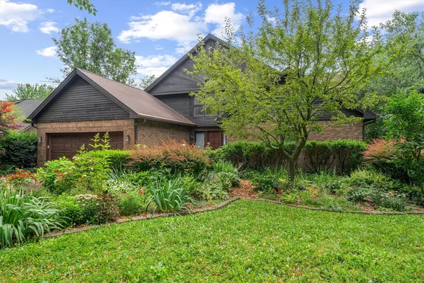 $900,000 | 2361 Delaware Drive, Ann Arbor, MI 48103
