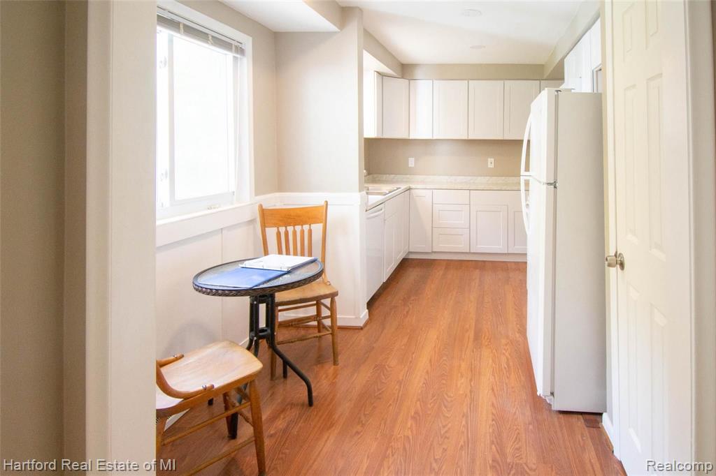28220 Peppermill Road Farmington, MI 48331 - Photo 6 of 20
