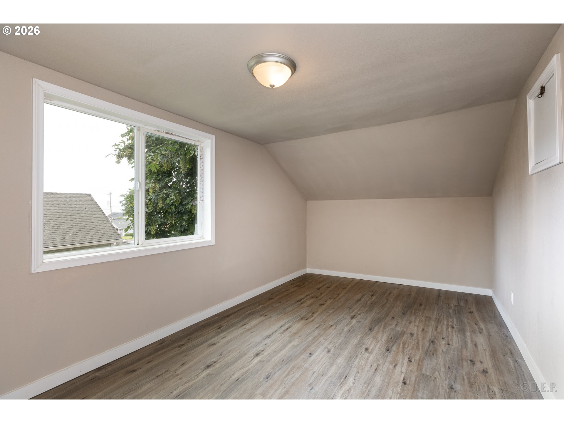 420 East D Street Rainier, OR 97048 - Photo 16 of 19 Bedroom