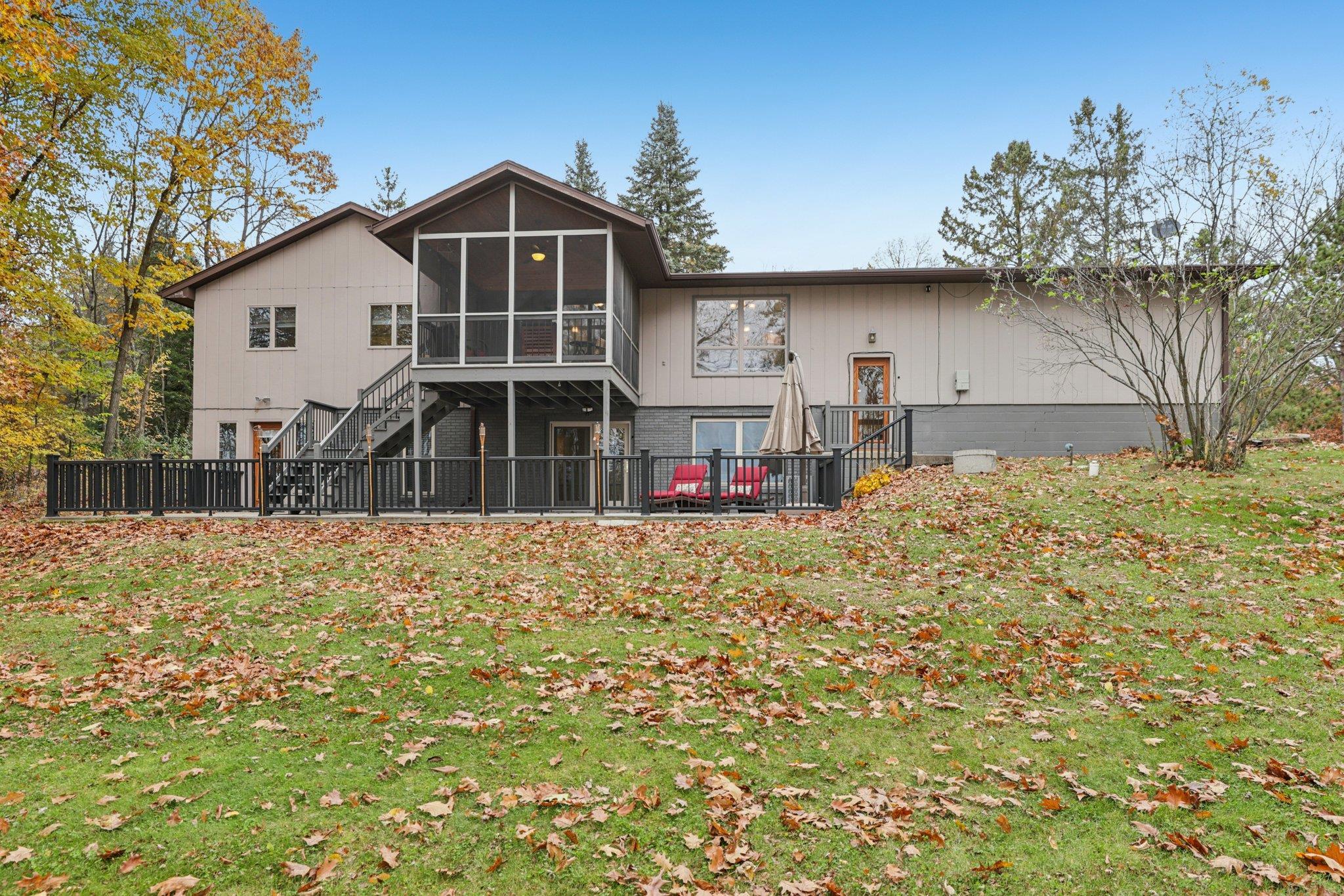 N5630 Thunderbird Road Portage, WI 53901 - Photo 28 of 35