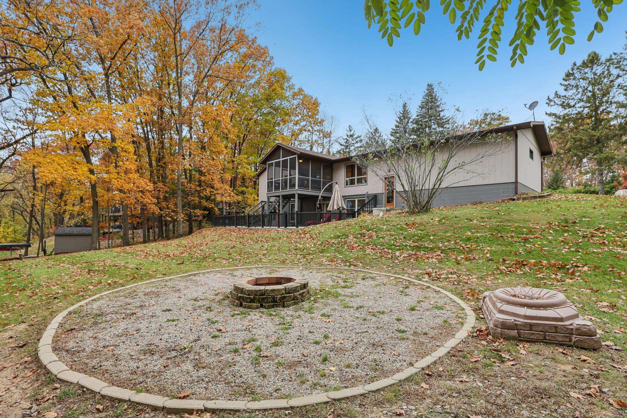 N5630 Thunderbird Road Portage, WI 53901 - Photo 29 of 35