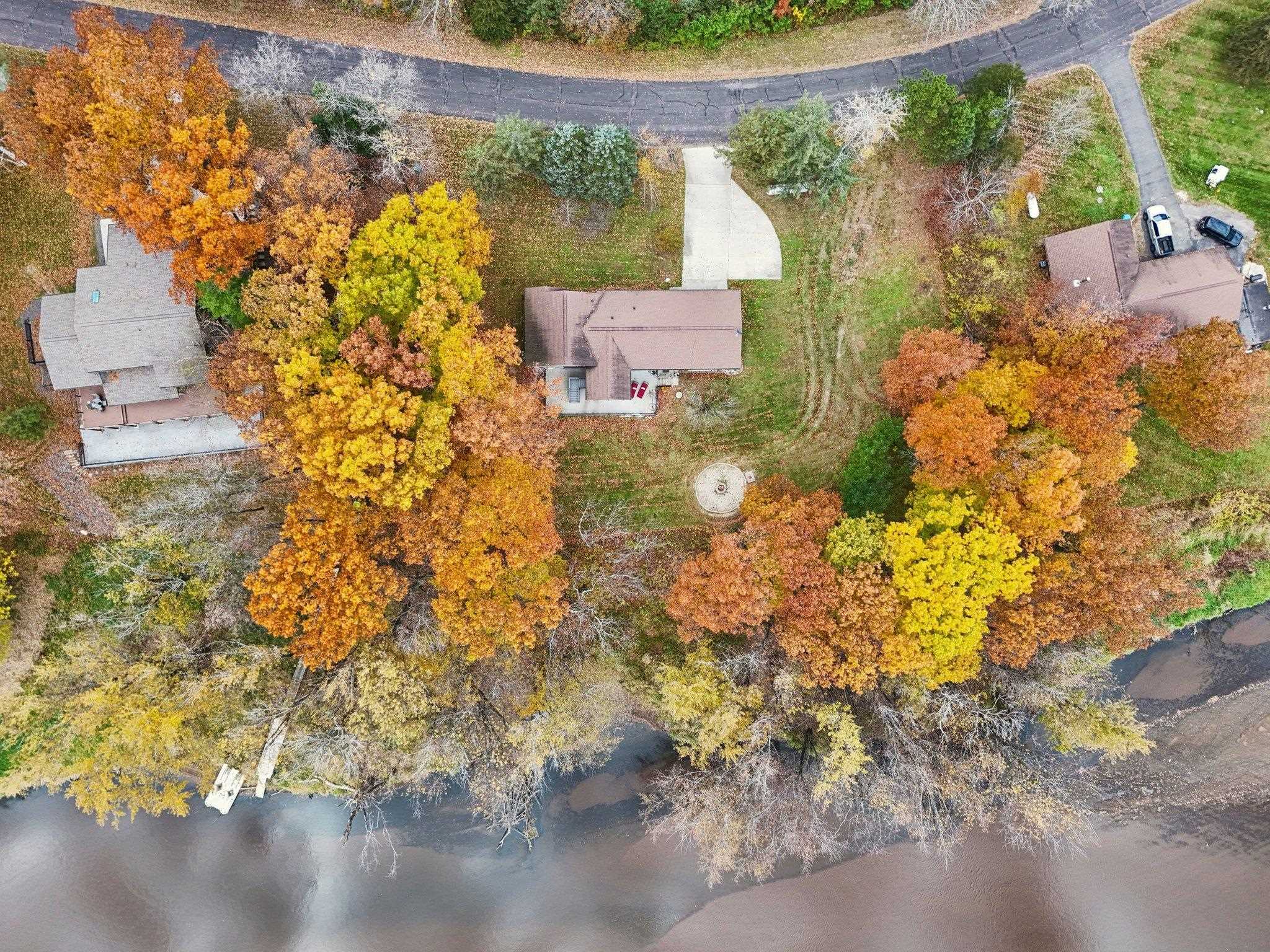 N5630 Thunderbird Road Portage, WI 53901 - Photo 34 of 35