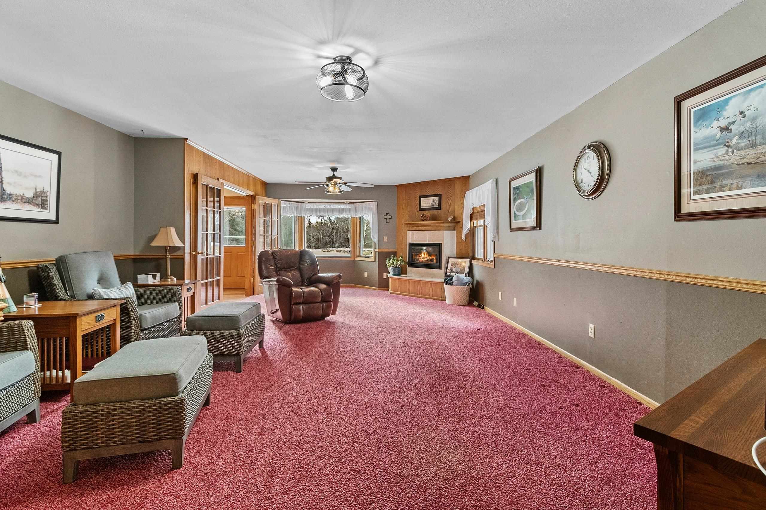 1007 Schabow Street Gresham, WI 54128 - Photo 12 of 90