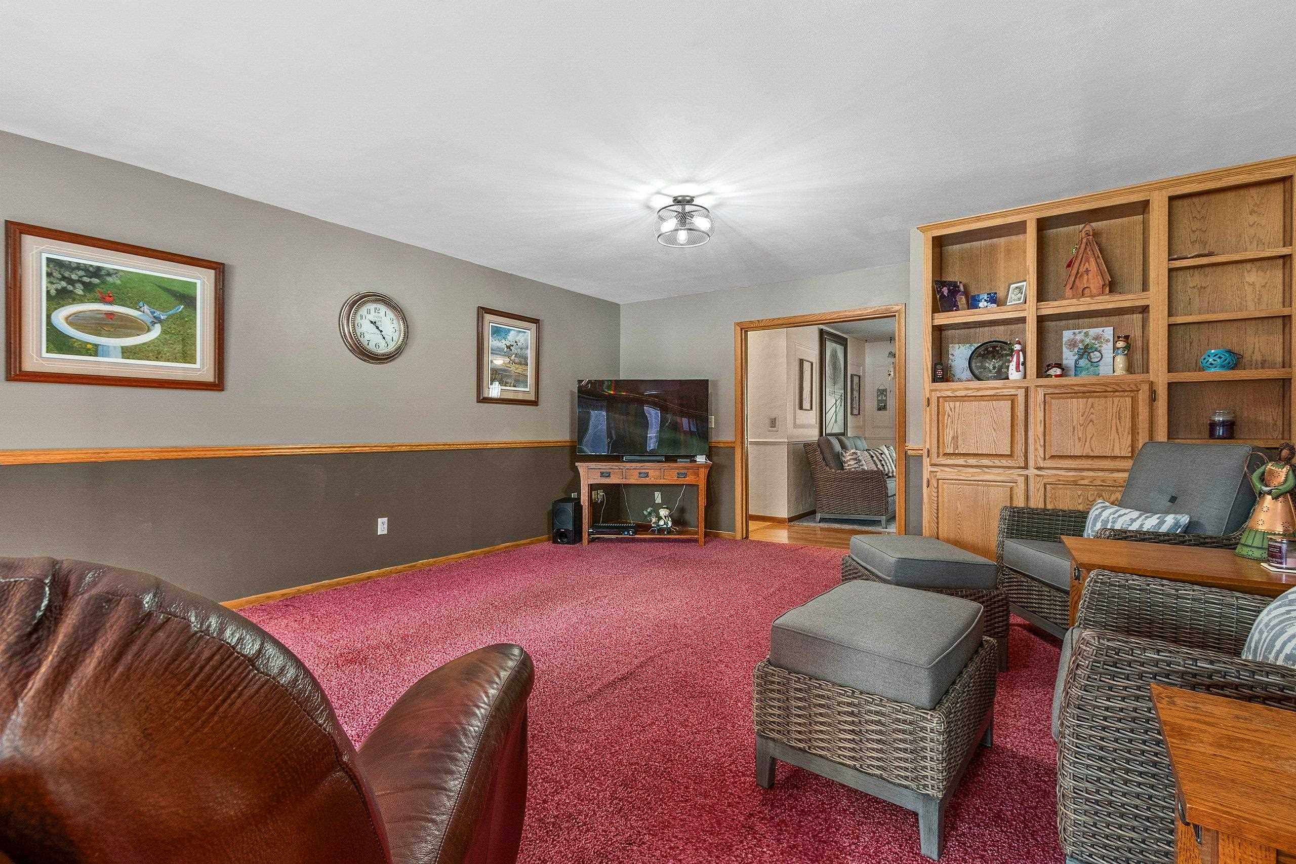 1007 Schabow Street Gresham, WI 54128 - Photo 15 of 90