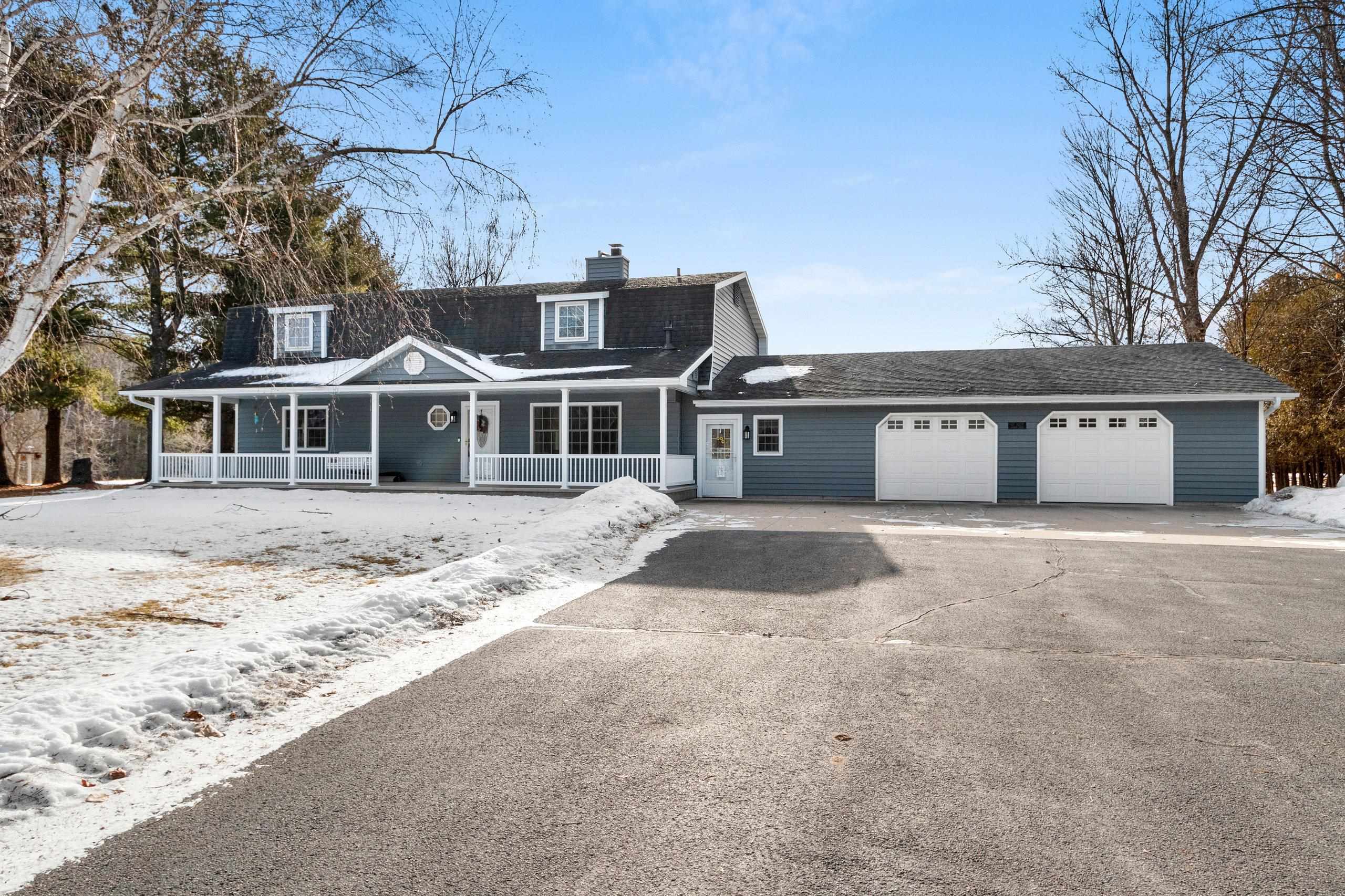 1007 Schabow Street Gresham, WI 54128 - Photo 2 of 90