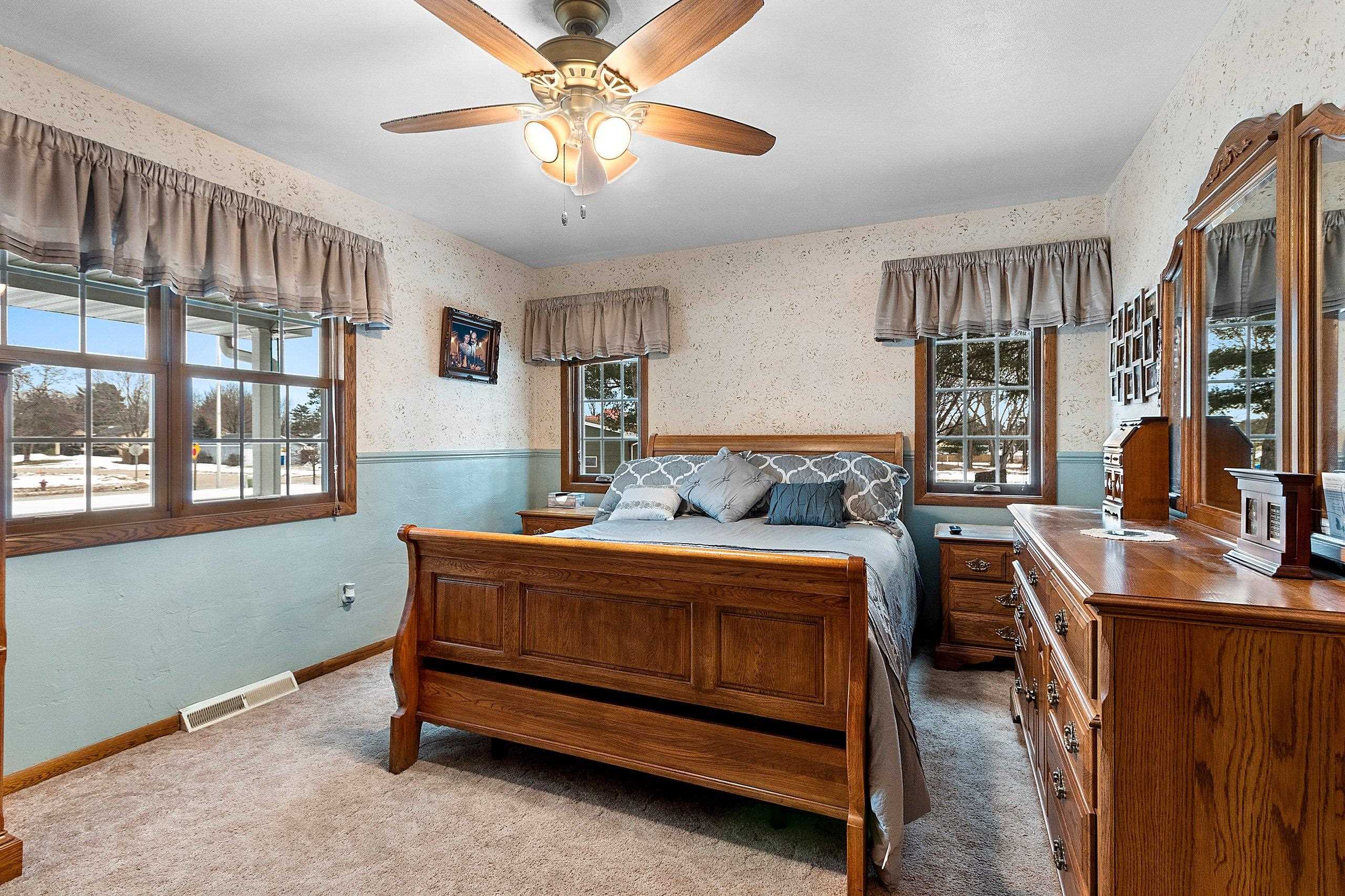 1007 Schabow Street Gresham, WI 54128 - Photo 30 of 90