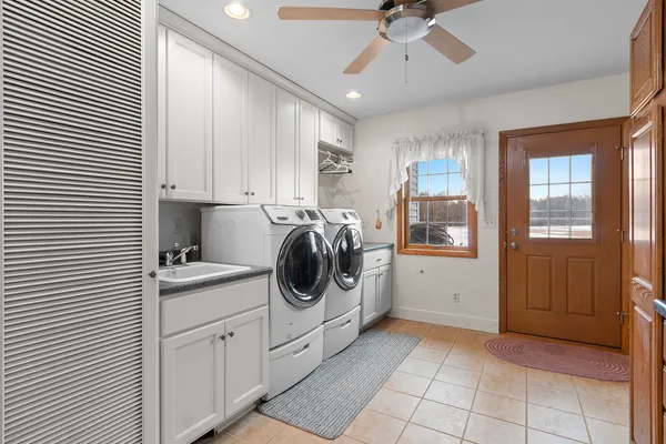 $499,900 | 1007 Schabow Street, Gresham, WI 54128