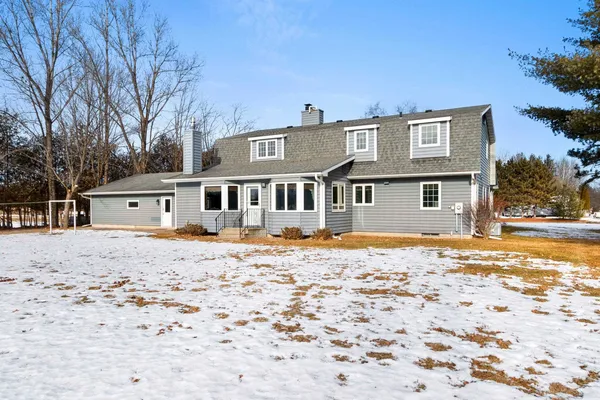 $499,900 | 1007 Schabow Street, Gresham, WI 54128