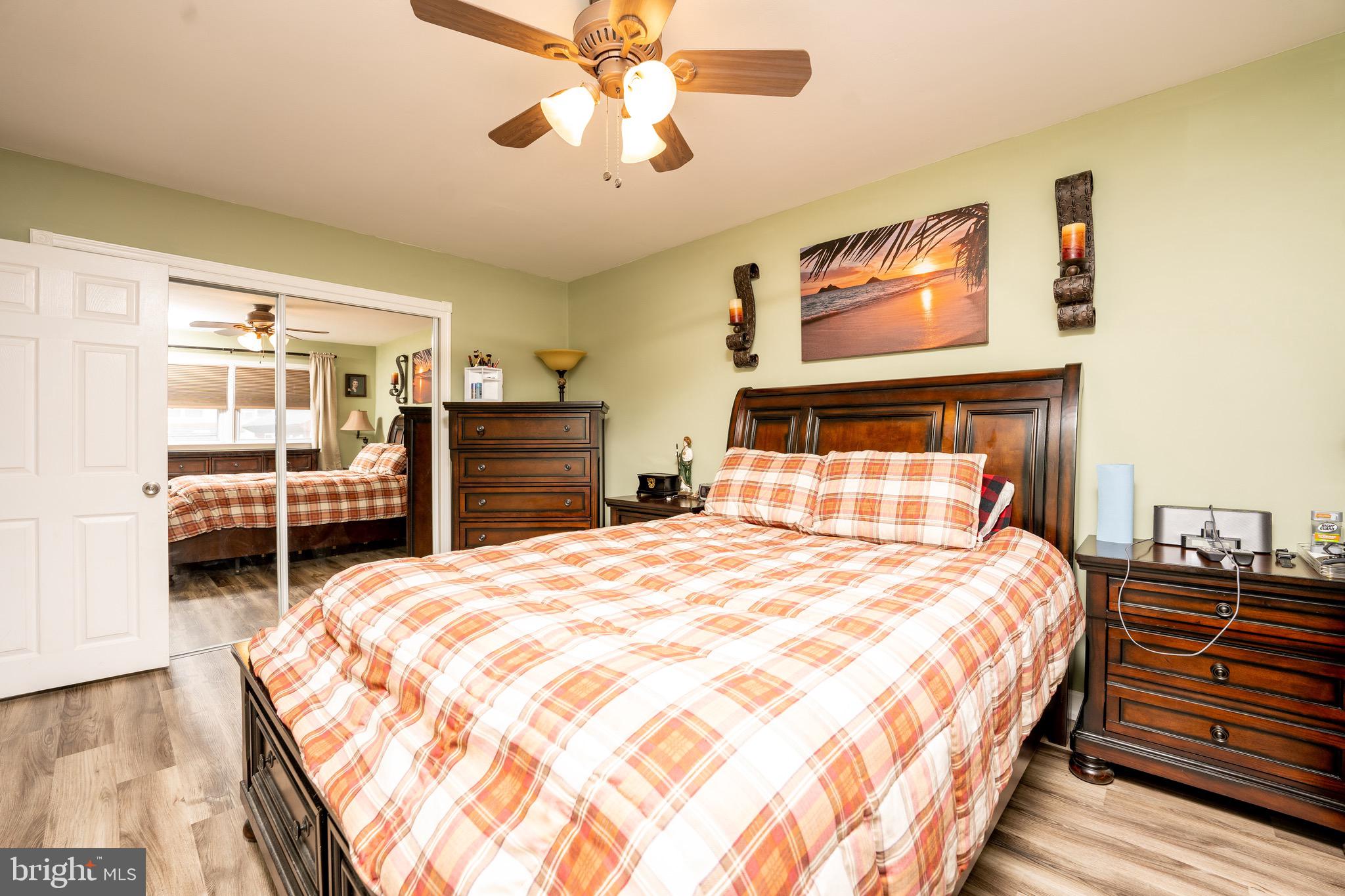1031 Surrey Road Philadelphia, PA 19115 - Photo 13 of 22