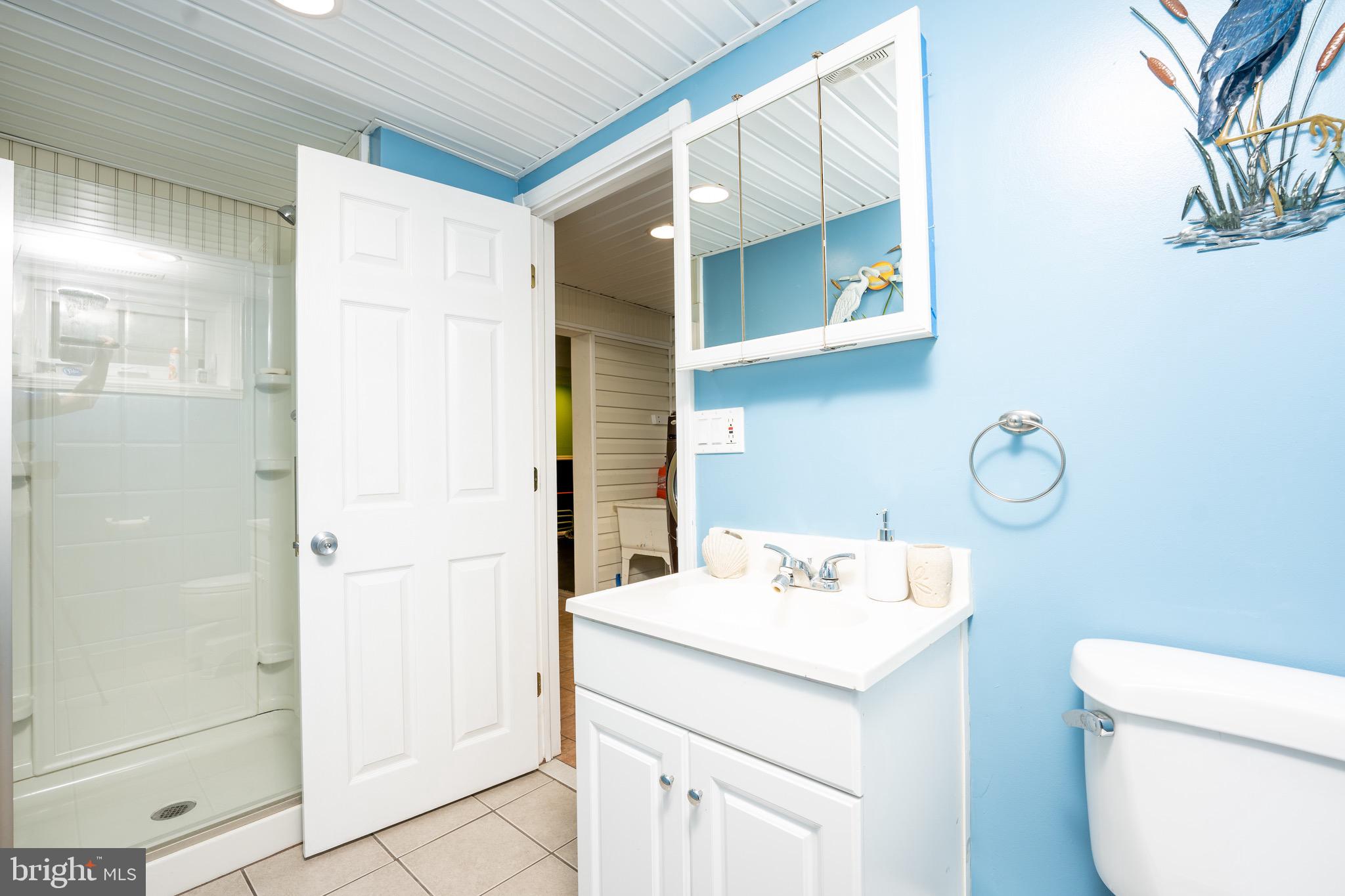 1031 Surrey Road Philadelphia, PA 19115 - Photo 17 of 22