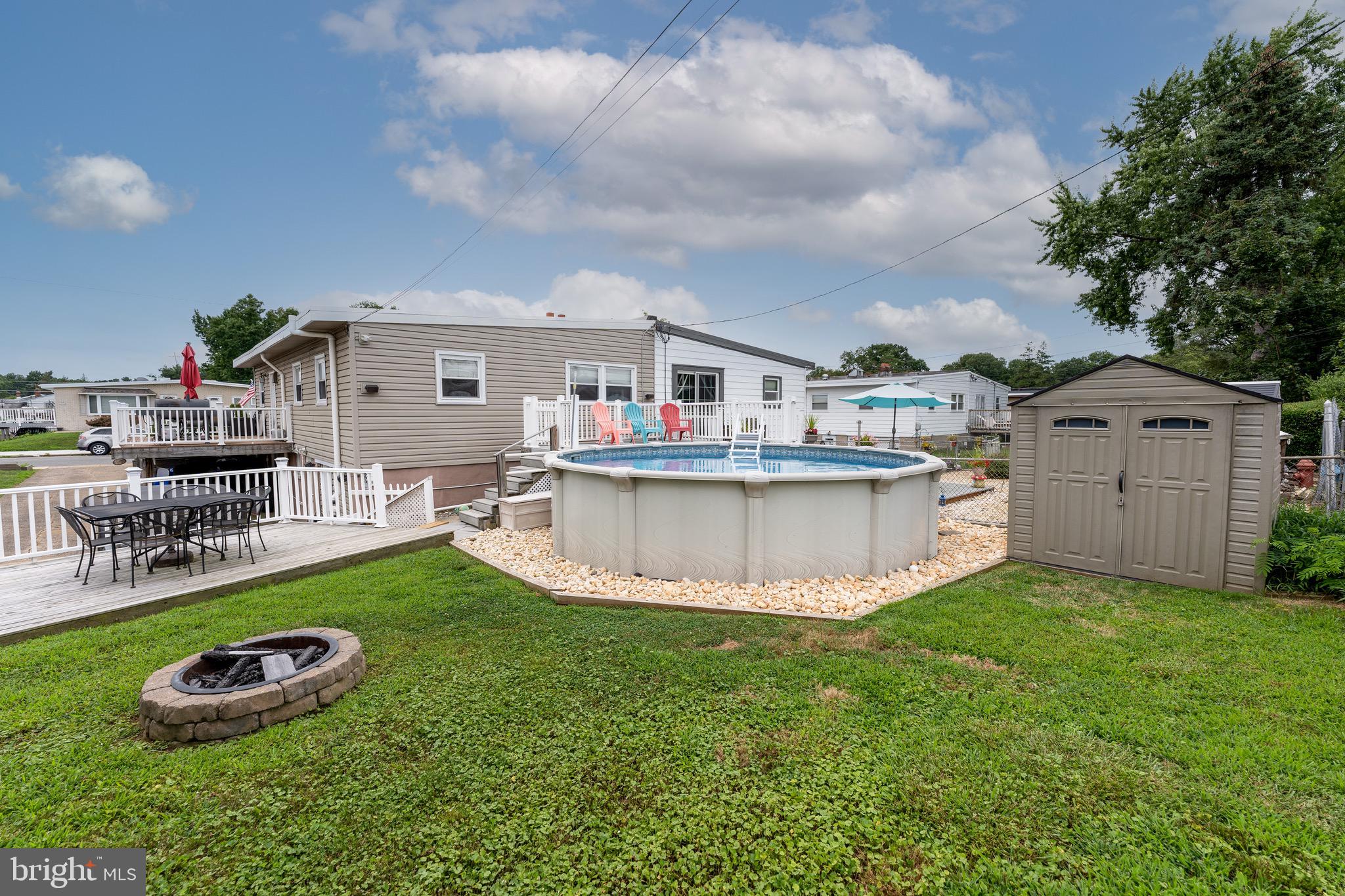 1031 Surrey Road Philadelphia, PA 19115 - Photo 21 of 22