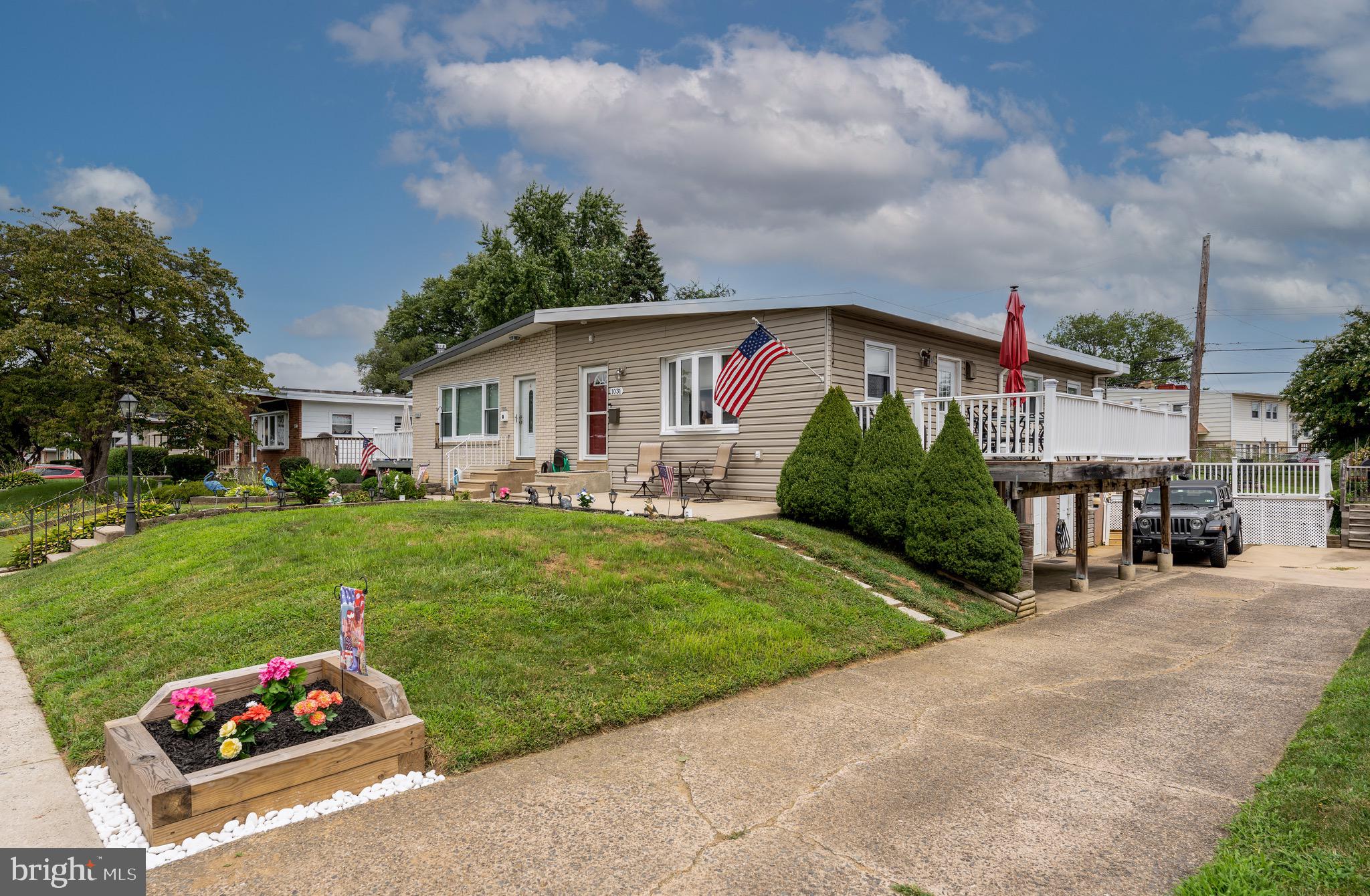 1031 Surrey Road Philadelphia, PA 19115 - Photo 4 of 22