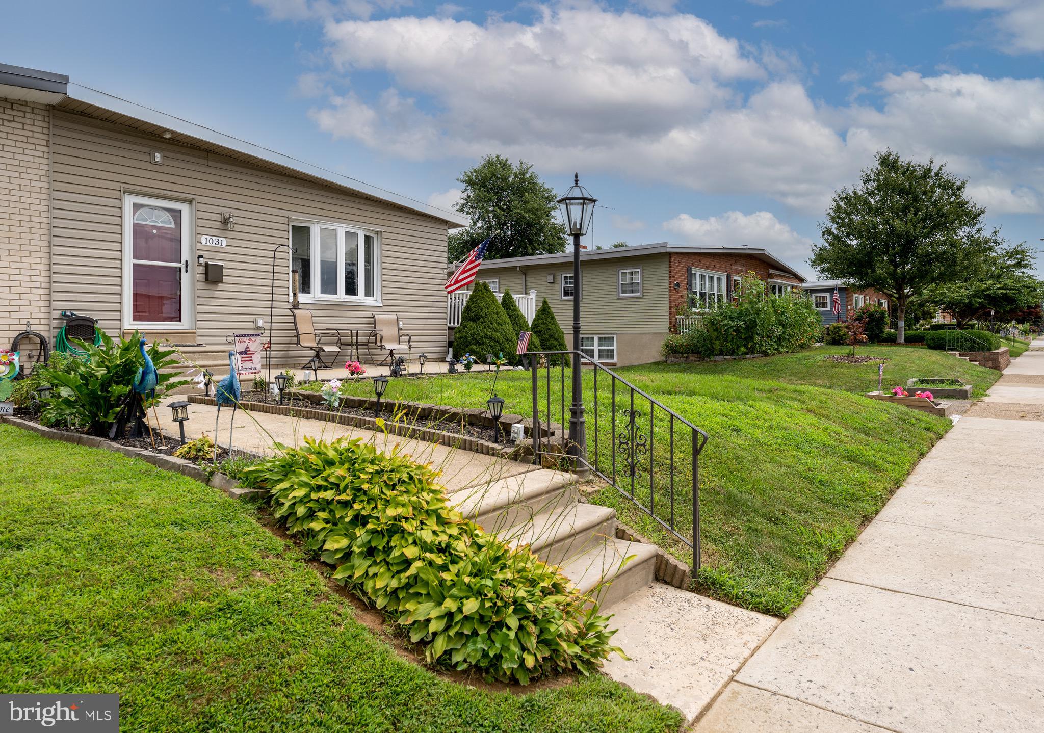 1031 Surrey Road Philadelphia, PA 19115 - Photo 5 of 22