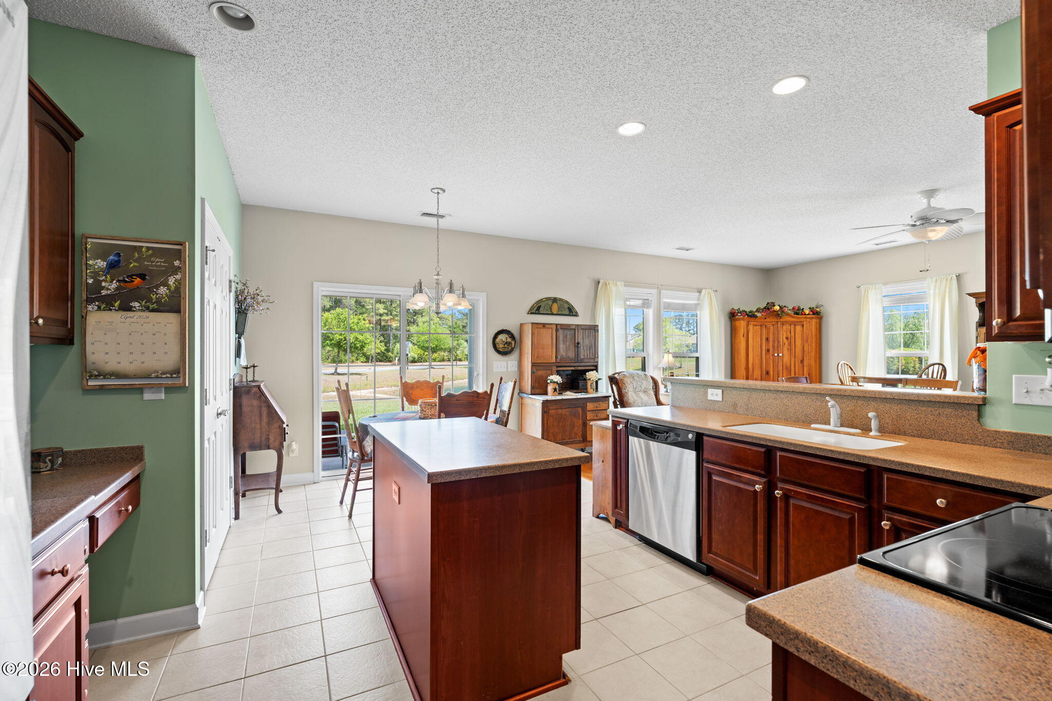 287 Cable Lake Circle Calabash, NC 28467 - Photo 13 of 55 Kitchen