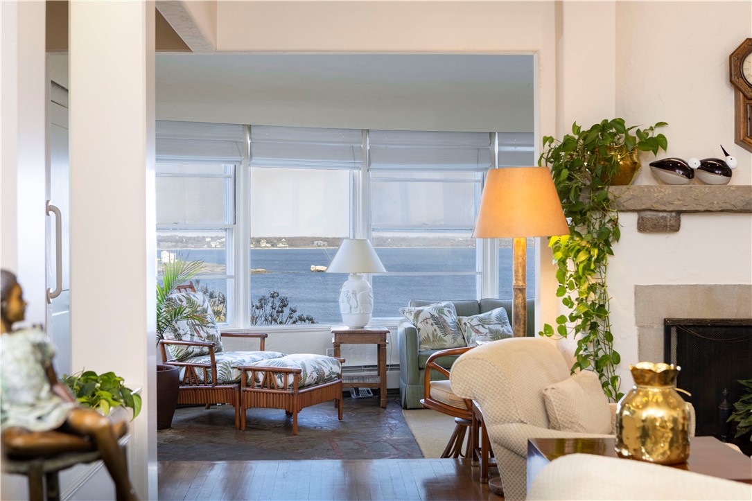 775 Boston Neck Road Narragansett, RI 02882 - Photo 15 of 47