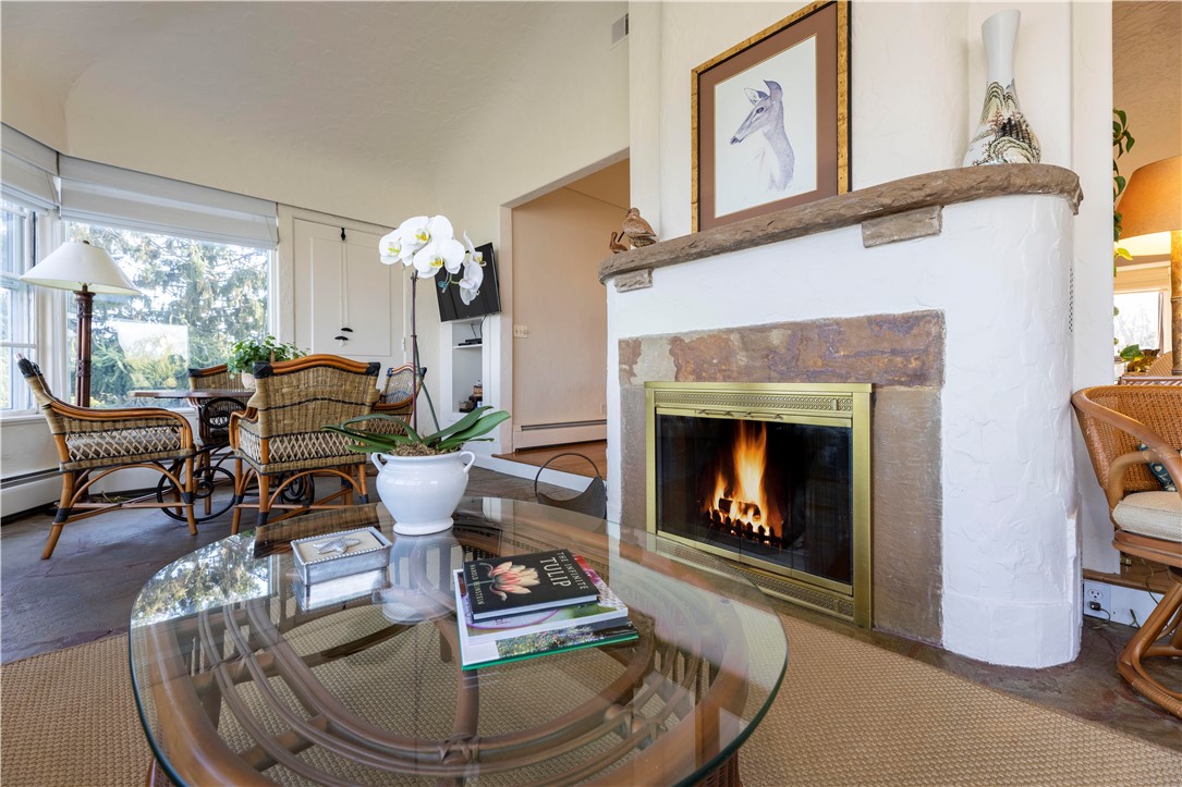 775 Boston Neck Road Narragansett, RI 02882 - Photo 28 of 47 Sunroom