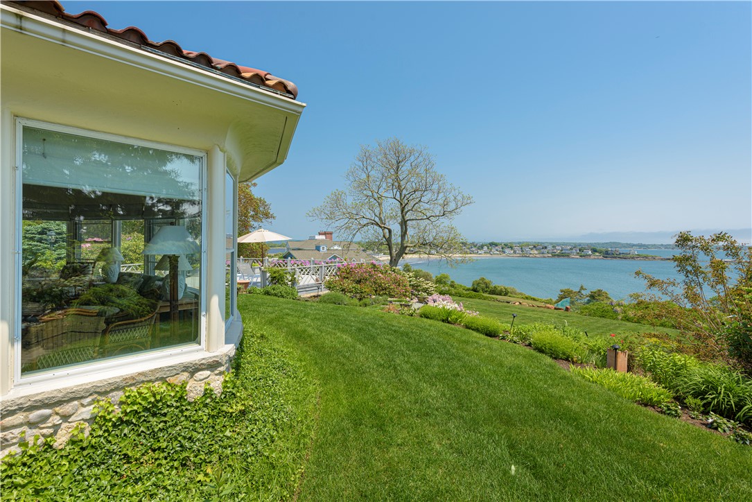 775 Boston Neck Road Narragansett, RI 02882 - Photo 36 of 47