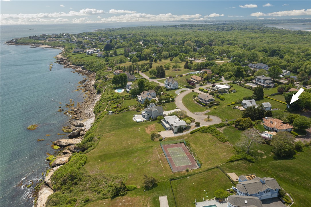 775 Boston Neck Road Narragansett, RI 02882 - Photo 4 of 47