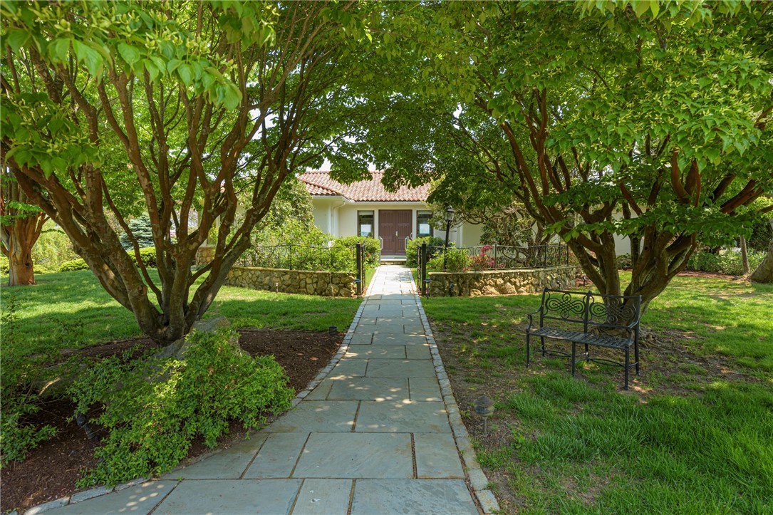 775 Boston Neck Road Narragansett, RI 02882 - Photo 42 of 47