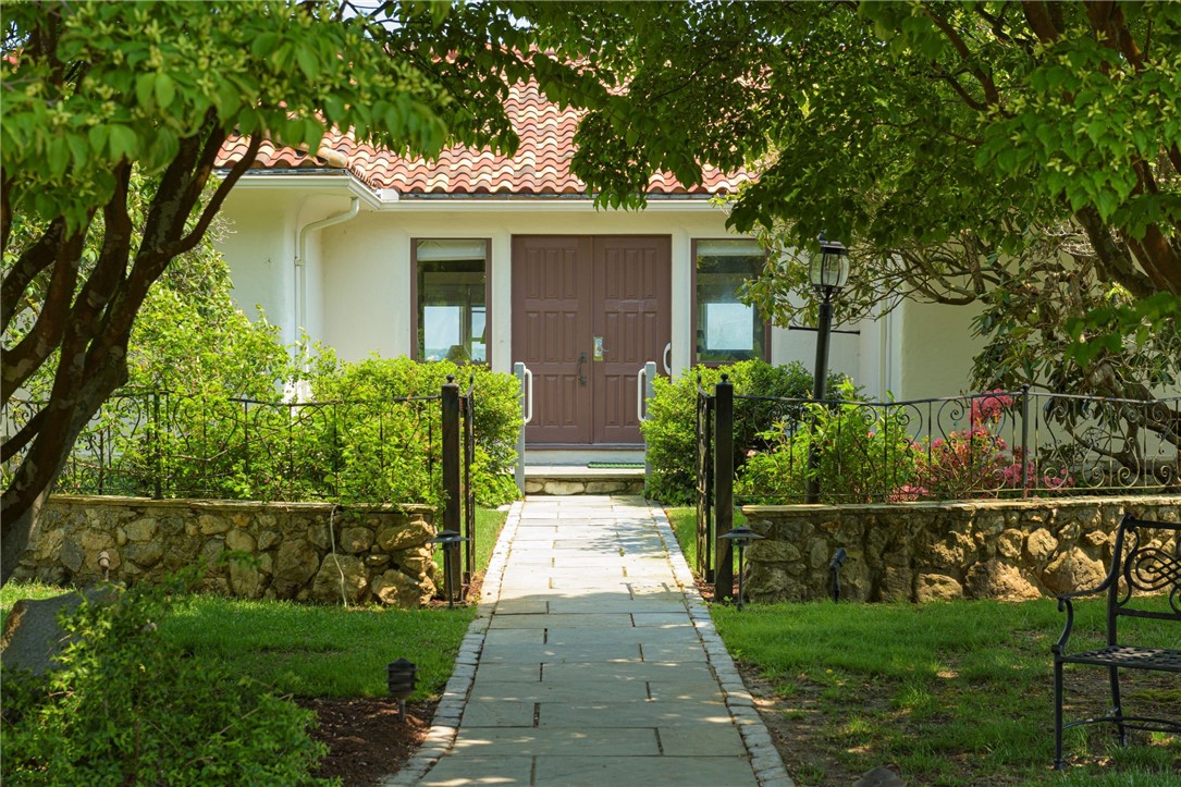 775 Boston Neck Road Narragansett, RI 02882 - Photo 43 of 47