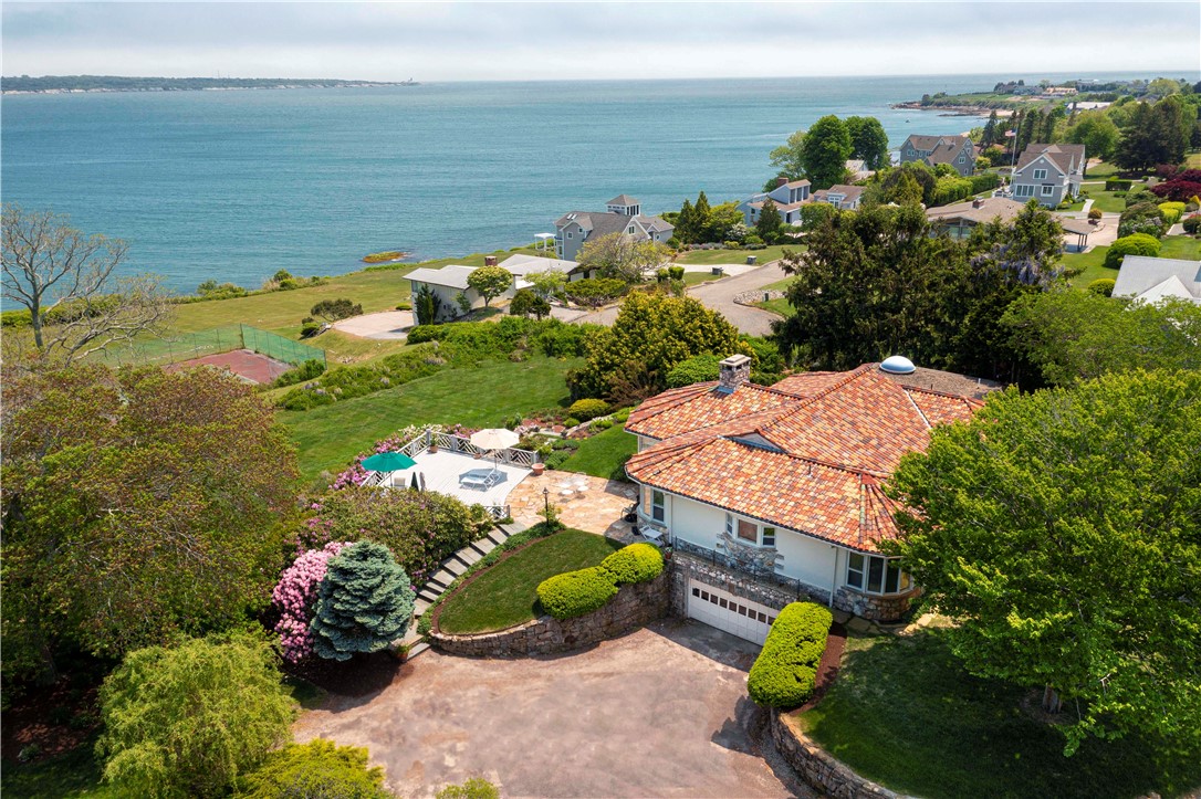 775 Boston Neck Road Narragansett, RI 02882 - Photo 5 of 47