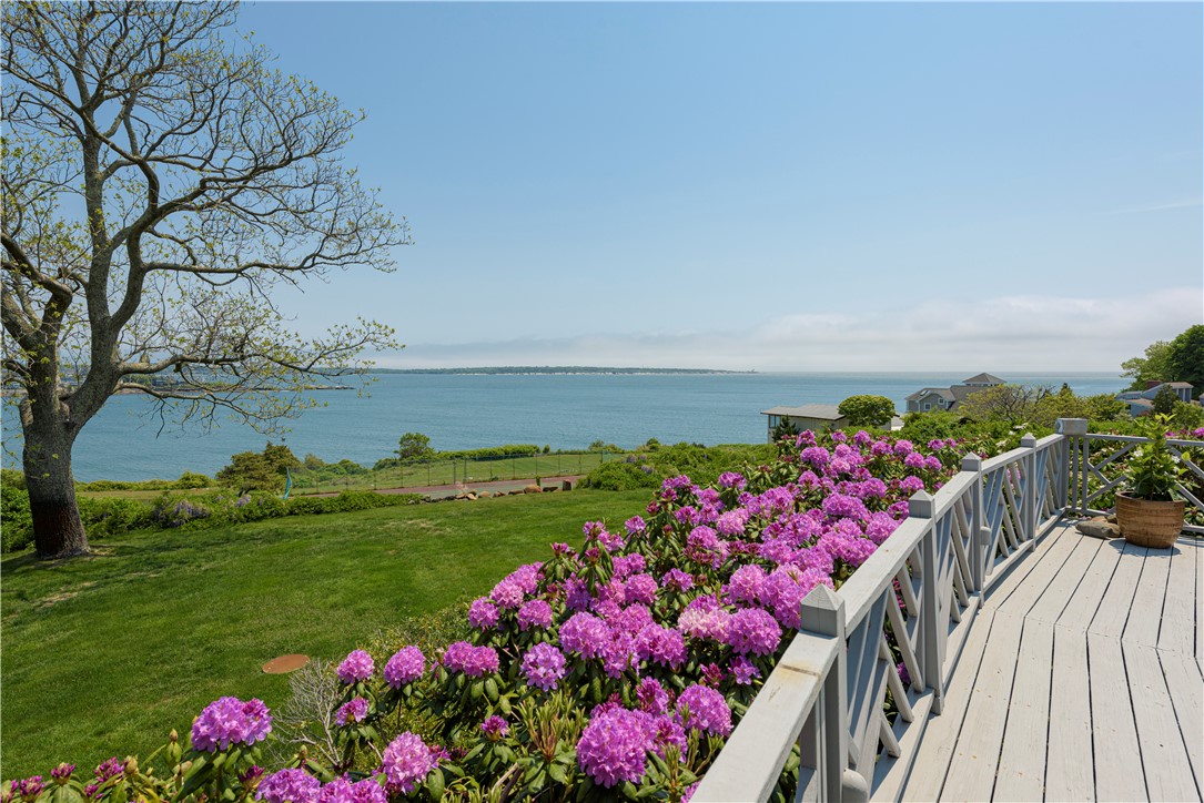 775 Boston Neck Road Narragansett, RI 02882 - Photo 10 of 47