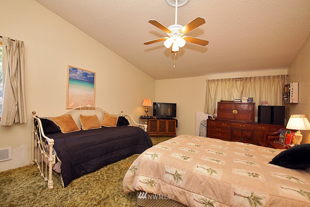 2867 North Bluff Road Greenbank, WA 98253 - Photo 15 of 25 Gallery Image 15