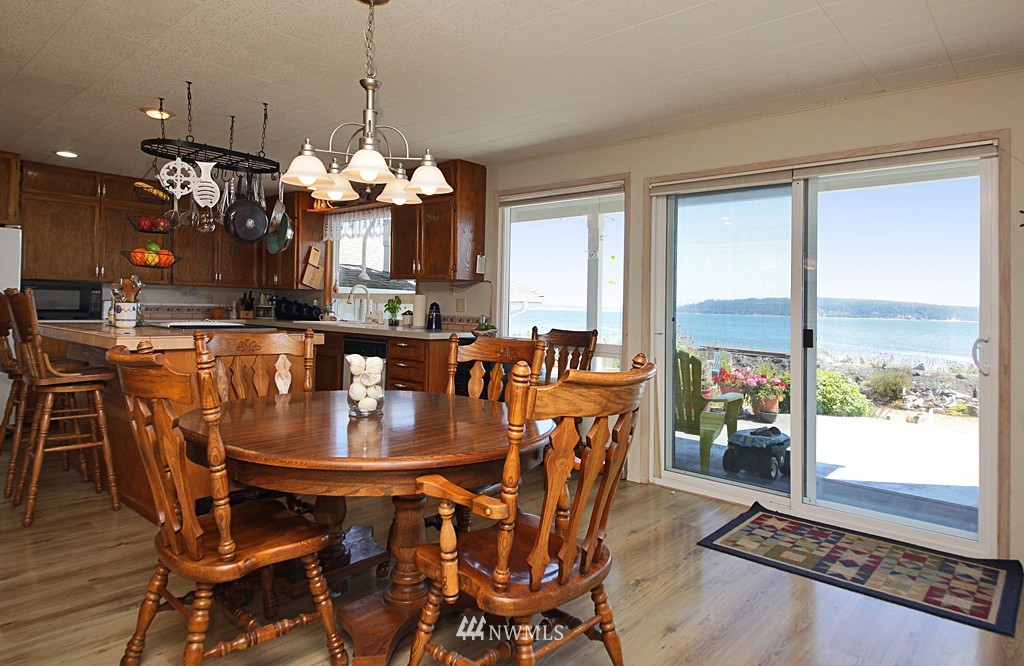 2867 North Bluff Road Greenbank, WA 98253 - Photo 6 of 25 Gallery Image 6