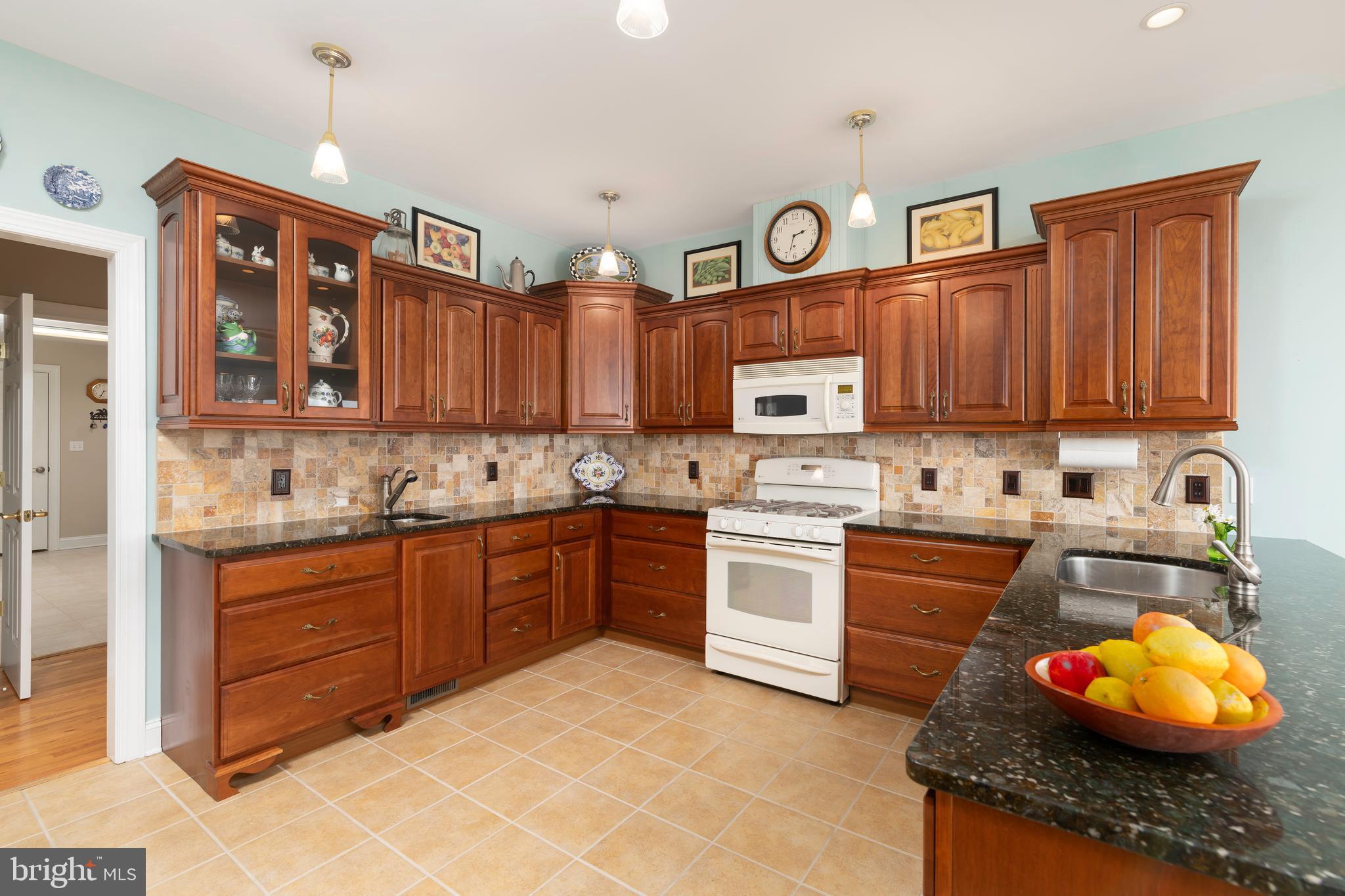 3321 Roseland Road King George, VA 22485 - Photo 10 of 47 Kitchen