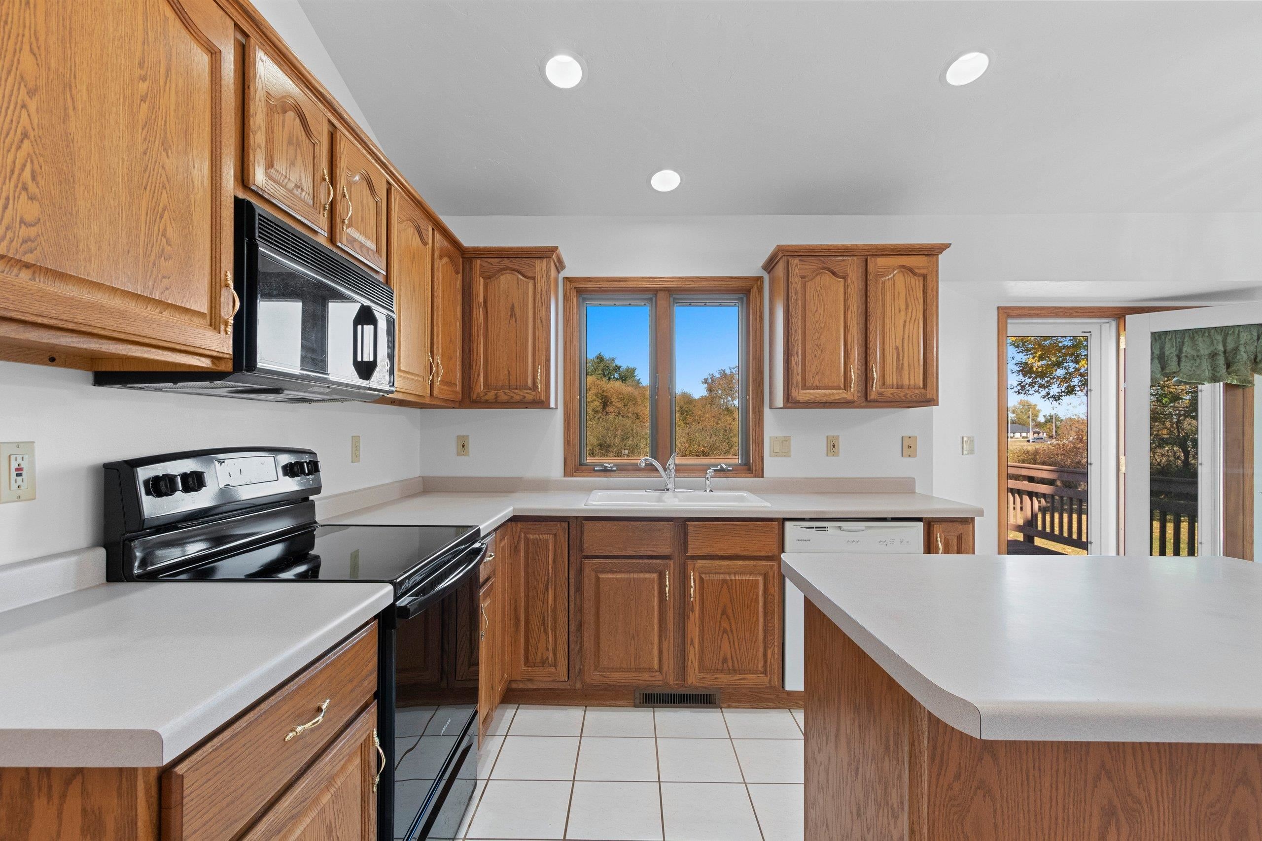 3910 Monroe Road De Pere, WI 54115 - Photo 16 of 74