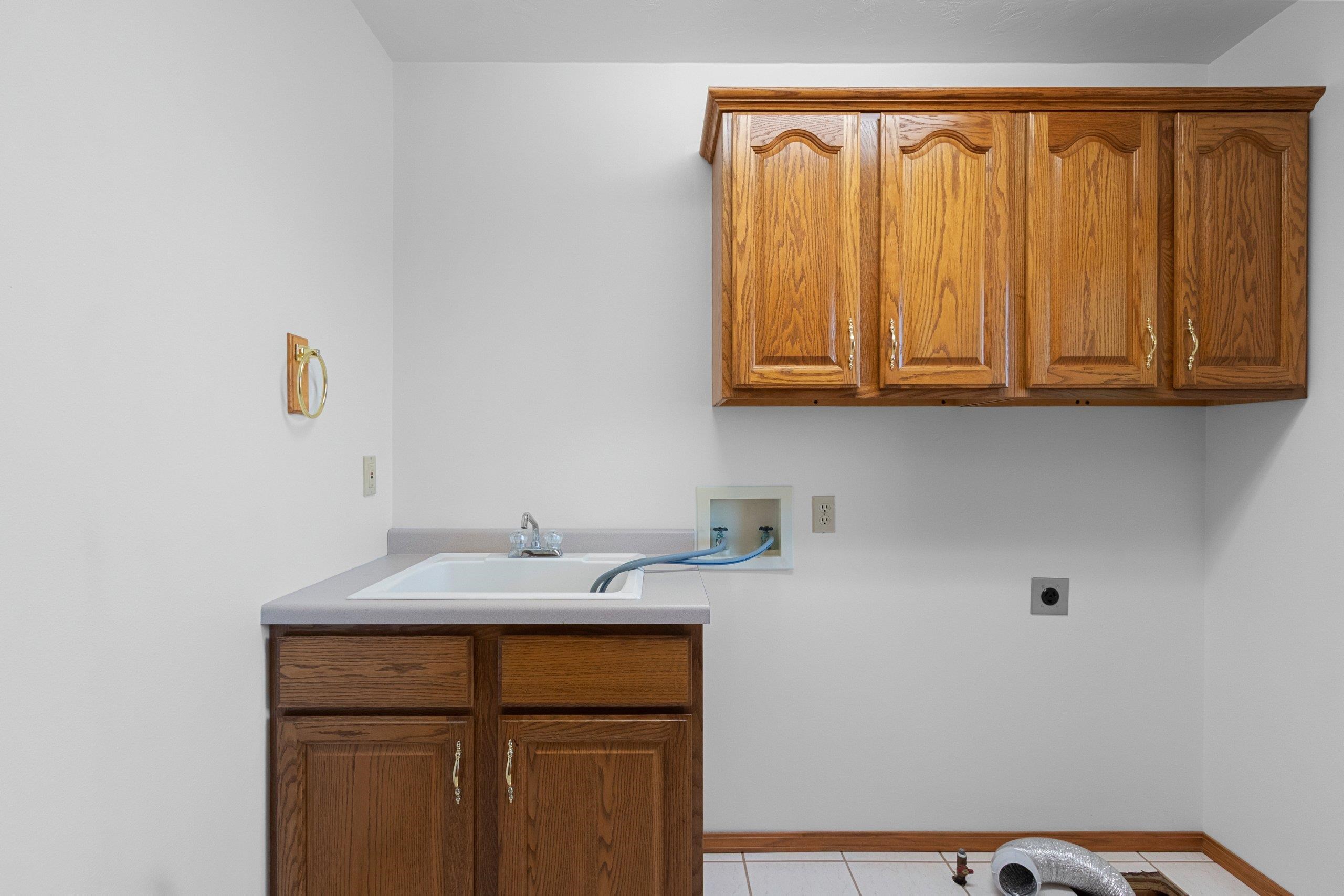 3910 Monroe Road De Pere, WI 54115 - Photo 19 of 74